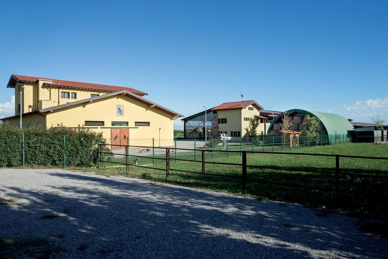 Agriturismo Camisi Qh كامبياغو المظهر الخارجي الصورة